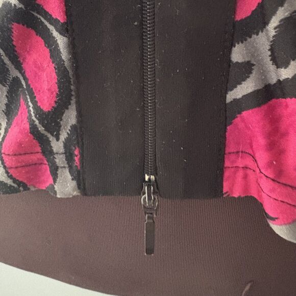 Joseph Ribkoff Top Womens 12 Pink Black Animal Print Zip Front Stretch Mobwife - Picture 7 of 16